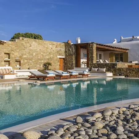 Yasmina Τούρλος