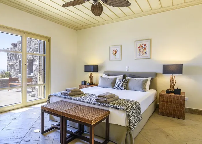 Yasmina * Τούρλος