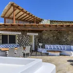 Yasmina Villa