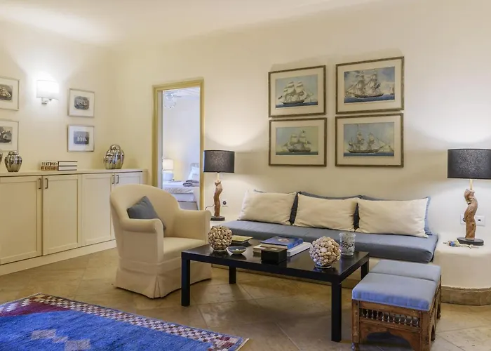 Yasmina Villa Túrlosz