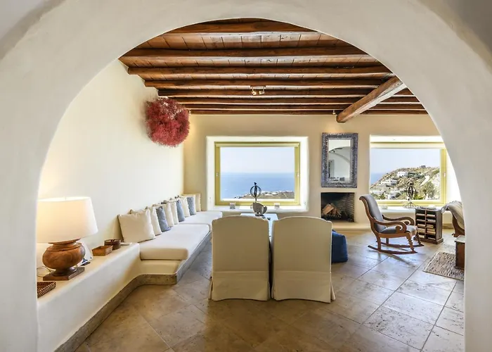 Yasmina Villa Túrlosz